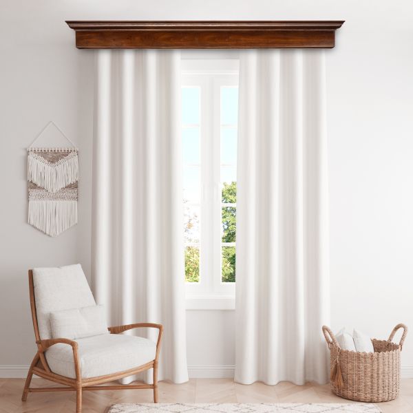 Fa előlapos függönykarnisok