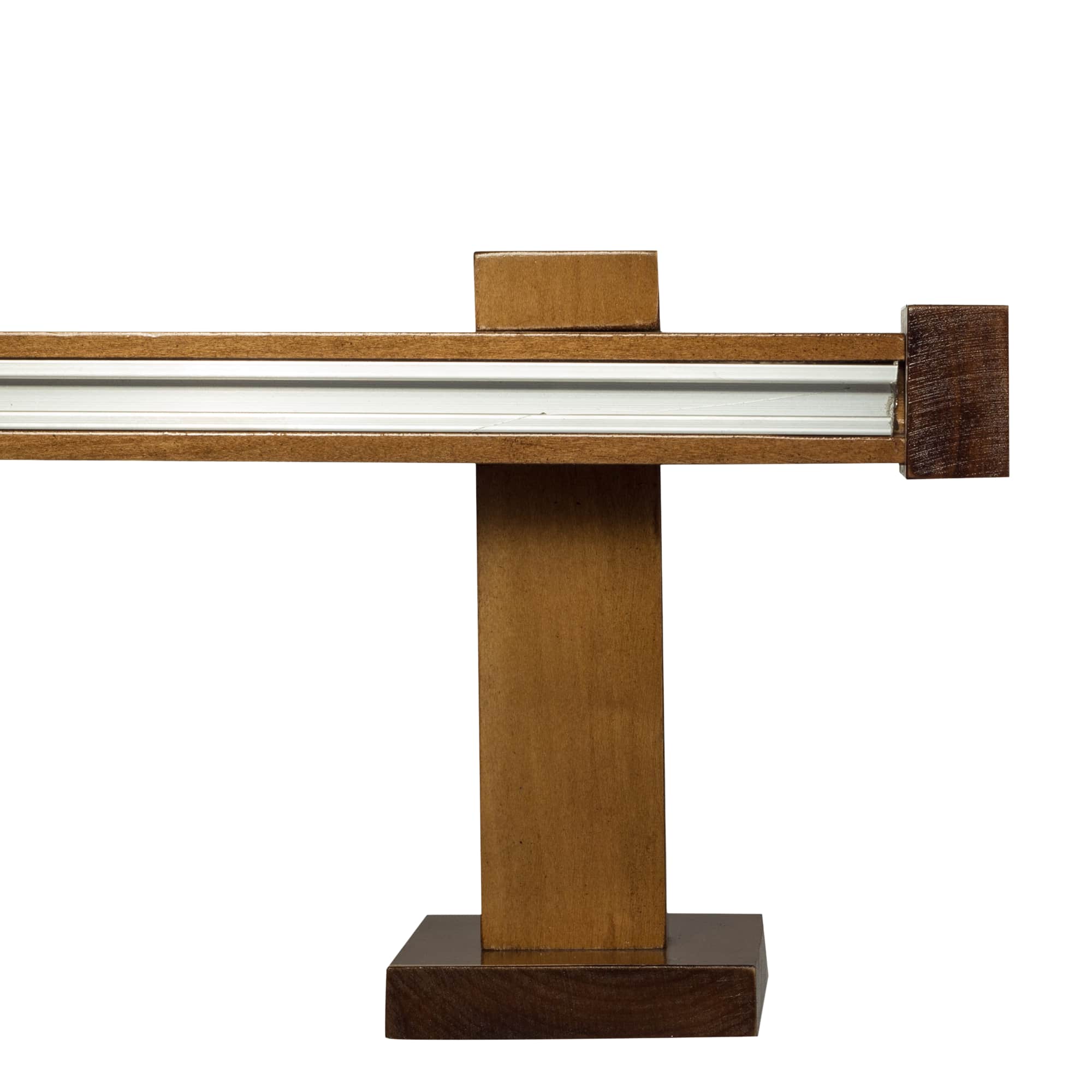 Dália egy alumíniumsínes profilkarnis stejar Dália egy alumíniumsínes profilkarnis Tölgy