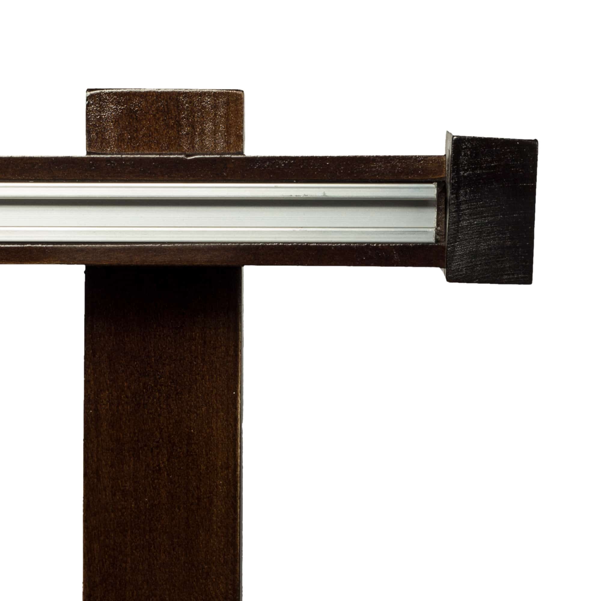 Dália egy alumíniumsínes profilkarnis nuc Dália egy alumíniumsínes profilkarnis Dió