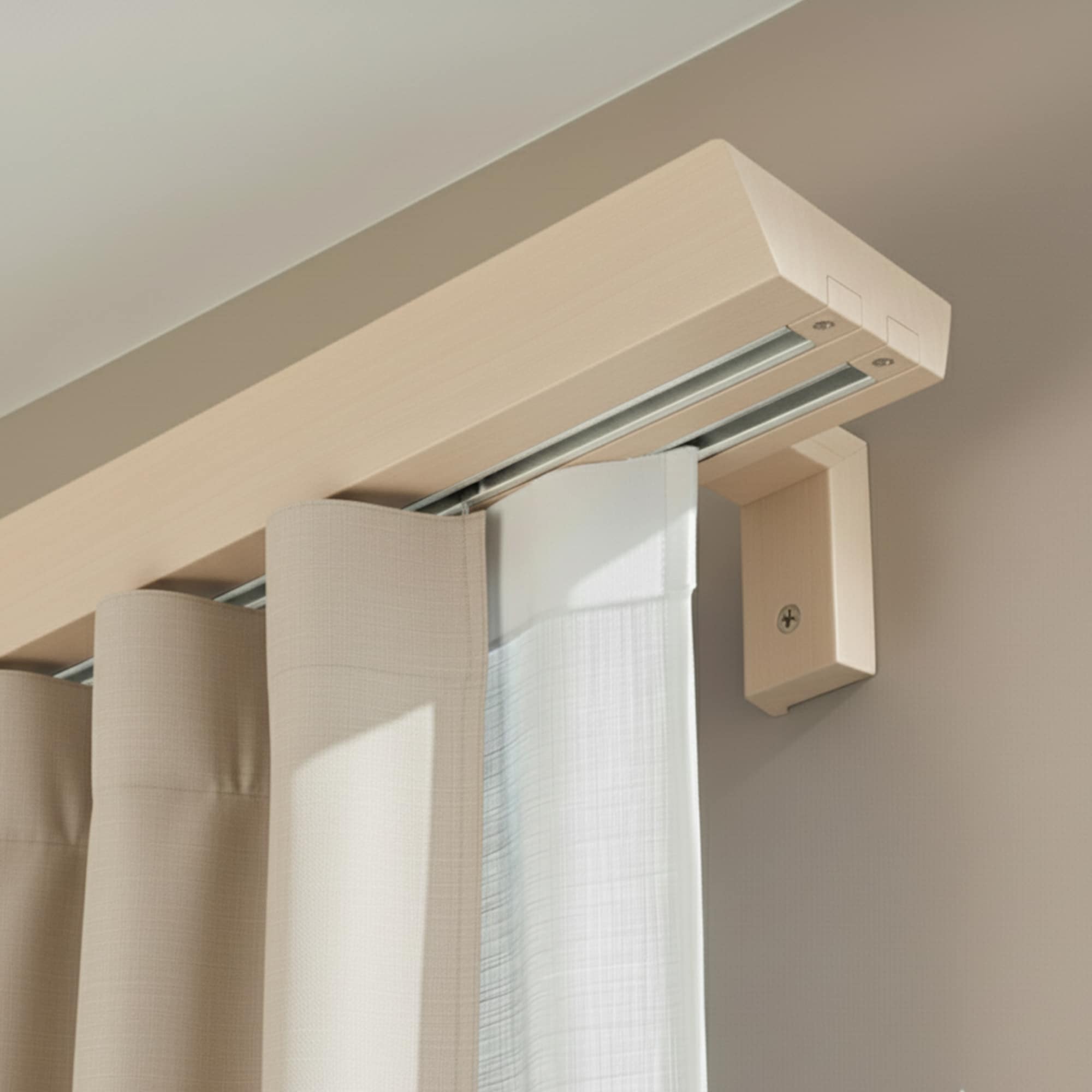 Prémium kétsoros fa karnis, falra vagy mennyezetre, alumíniumsínnel Knauern natur Prémium kétsoros fa karnis, falra vagy mennyezetre, alumíniumsínnel Knauern Natúr