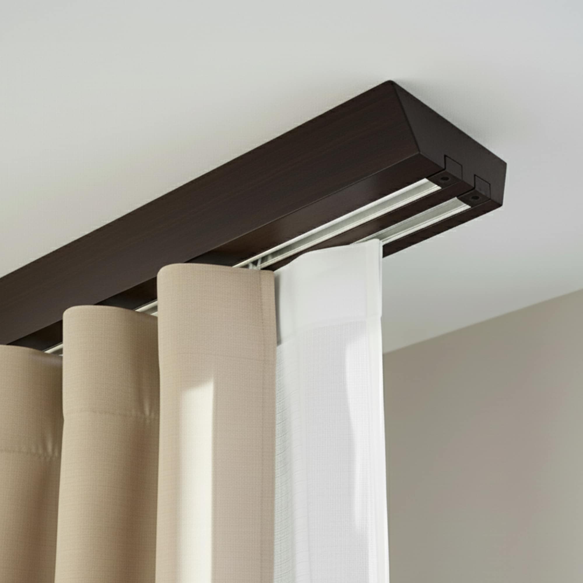 Prémium kétsoros fa karnis, falra vagy mennyezetre, alumíniumsínnel Knauern wenge Prémium kétsoros fa karnis, falra vagy mennyezetre, alumíniumsínnel Knauern Wenge