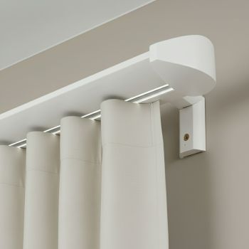 Prémium egysoros fa karnis, falra vagy mennyezetre, alumíniumsínnel Siena